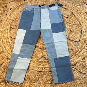 Women's Hollister ultra high rise patchwork mom Jean 30w 27l